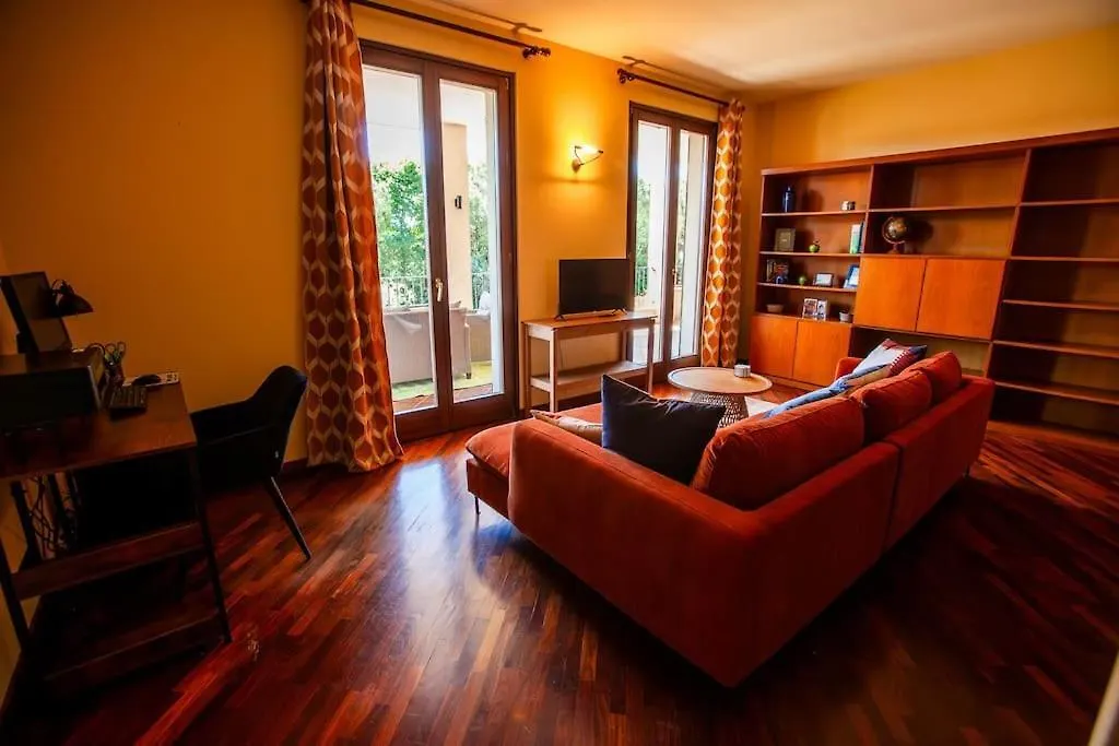 Villa Acqua Blu Gorgeous Villa With Ample Garden Toscolano Maderno