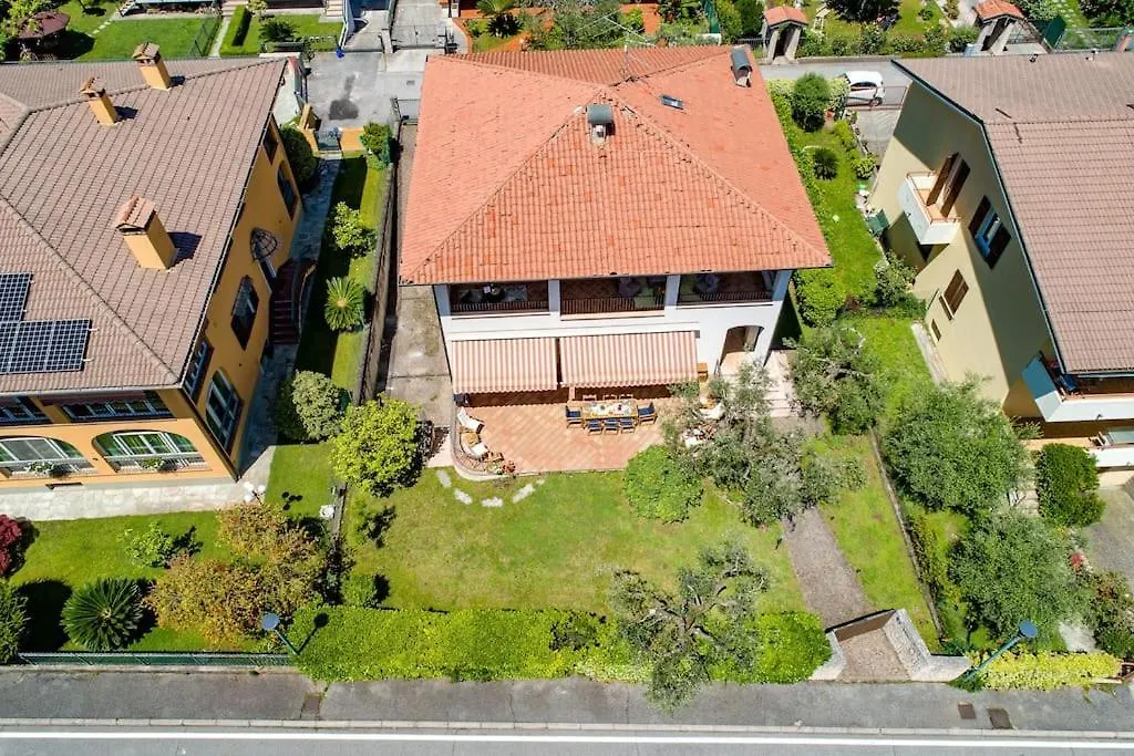 Villa Acqua Blu Gorgeous Villa With Ample Garden Toscolano Maderno 0*,